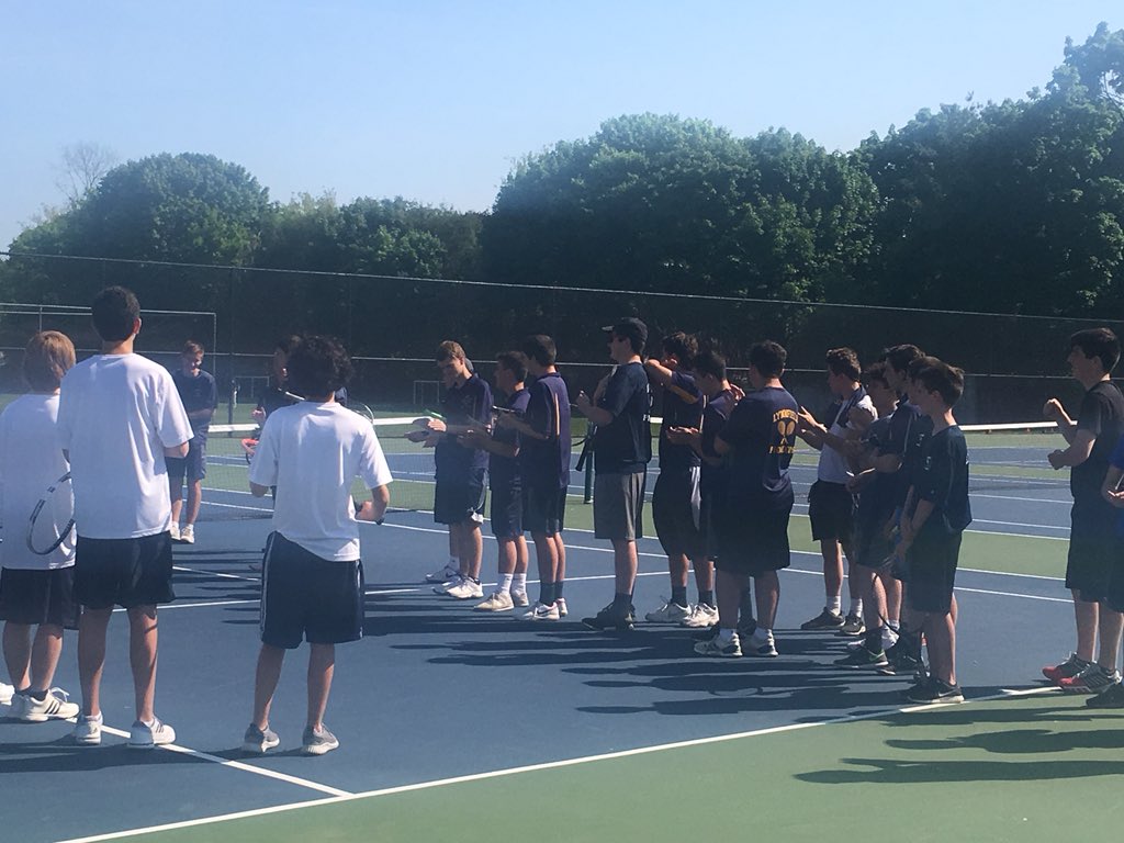 Tremblay818's tweet photo. 24 hours of fun! #seniorinternships #seniortennis #froshbaseball #hhsFunrun https://t.co/DVIkY7tBFC