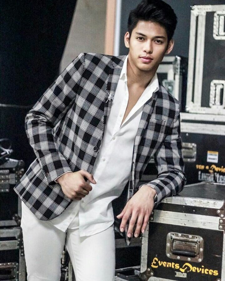 Happy happy birthday, <a href="/_ricciiirivero/">Ricci Rivero</a>! May God fulfill all your dreams &amp; may He bless you and all the decisions you made/you'll make. Have a blast! :)