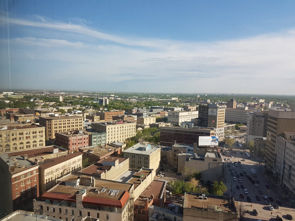 gaileckert's tweet photo. Hello #Friday.
#myviewfromuphere #summitsearchgroup @Ex_District_Wpg #FridayFeeling https://t.co/2t2YD5qq9f