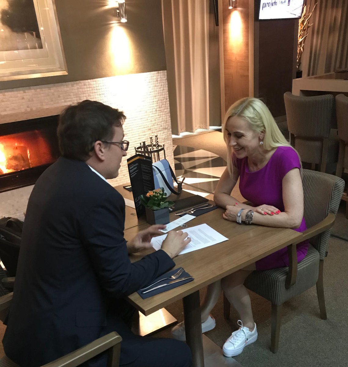 thegledos's tweet photo. Meanwhile, in Prague, #GLEDOS' CEO @BostjanKoritnik is in talks with Mateja Lesjak of myWorld on the opportunities of mutual cooperation 🤝 regarding GLEDOS services. 🚀🎆 #education https://t.co/IHVHm0Q1va