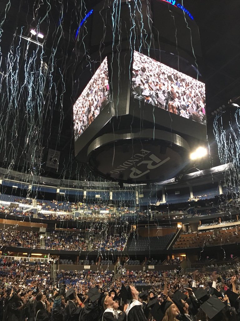 Olympia_OCPS's tweet photo. Class of 2018 Graduation at the Amway.  “Who will you be?” We can’t wait to see⚡️Good Luck Titans👍🏻😊 @OCPSnews @OHSSportsTeams @otclass18 https://t.co/SMrmwi6afL
