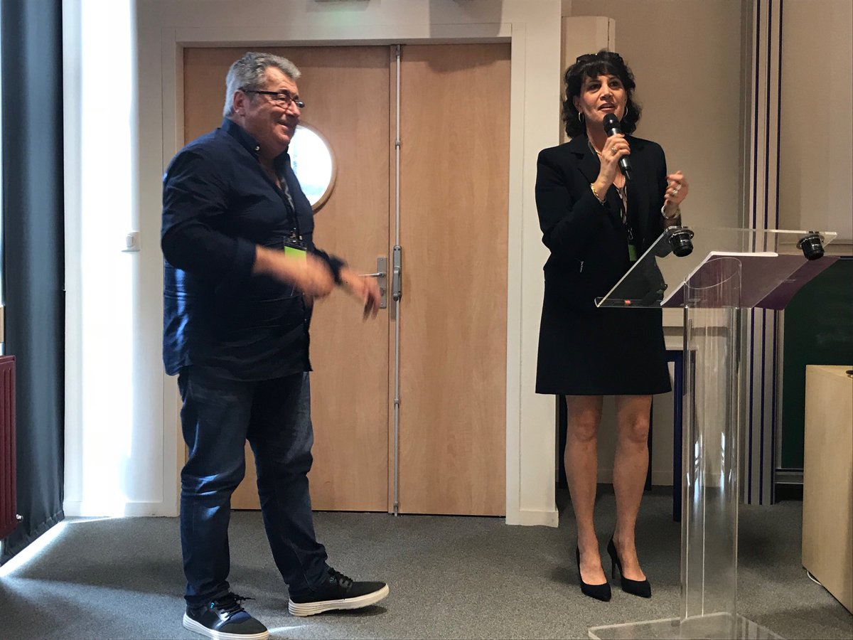 chosson76000's tweet image. #APPEX AG 2018 la passation de pouvoir entre Michel Begel @UnivMontpellier ancien trésorier et Emmanuelle Remongin @ParisDescartes nouvelle responsable du nerf de la guerre  Félicitations 👍👏