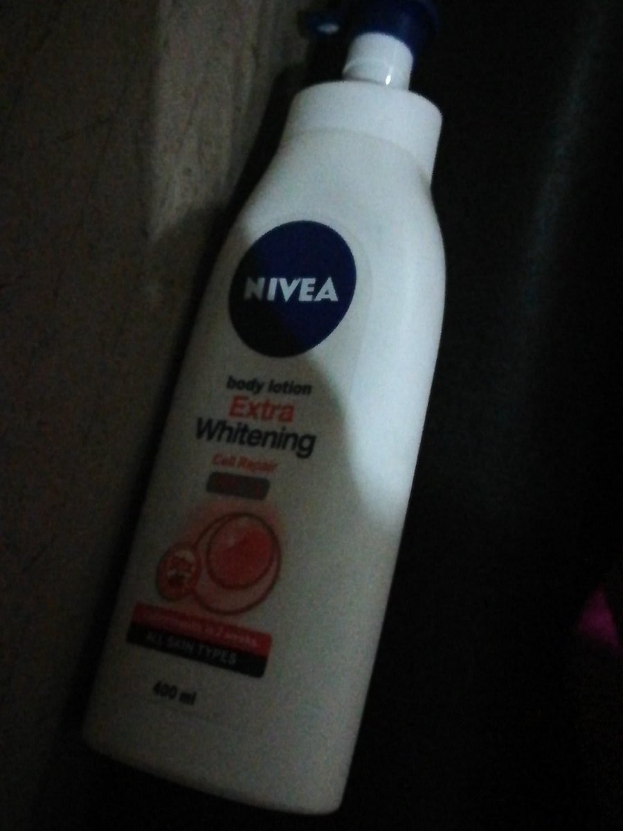 1jinmata's tweet photo. @NIVEA_INDIA Using this #HydrateWithAloe https://t.co/Jzwlj68goy