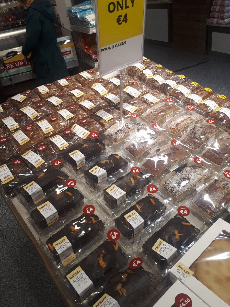 Just some of the amazing offers this weekend from our bakery department with 6pk of our delicious jam doughnuts only €2, our tea bracks for only €3 and not forgetting our delicious apple tarts for only €4.50 available all weekend here at SuperValu Sundrive 🥞🍩

#SVSUNDRIVE