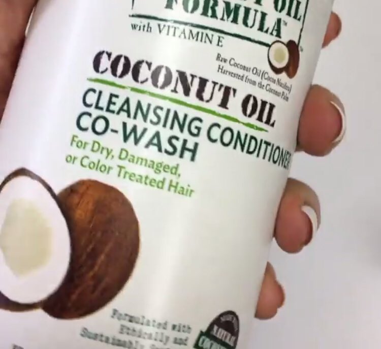 donatda's tweet photo. Da @bbcreamitalia lavare i capelli col Co-Wash al cocco per capelli danneggiati @PalmersUK #cowashing #fabbloggersRT #bloggers #paradiseRT #globalblogRT #lovingblogs -#bloggerstribe #thebloggershub #femalebloggerRT
#bbloggers #GRLPOWRCHAT #BBlogRT #FemaleBloggerRT #fbloggers https://t.co/hZdsy4f1KM