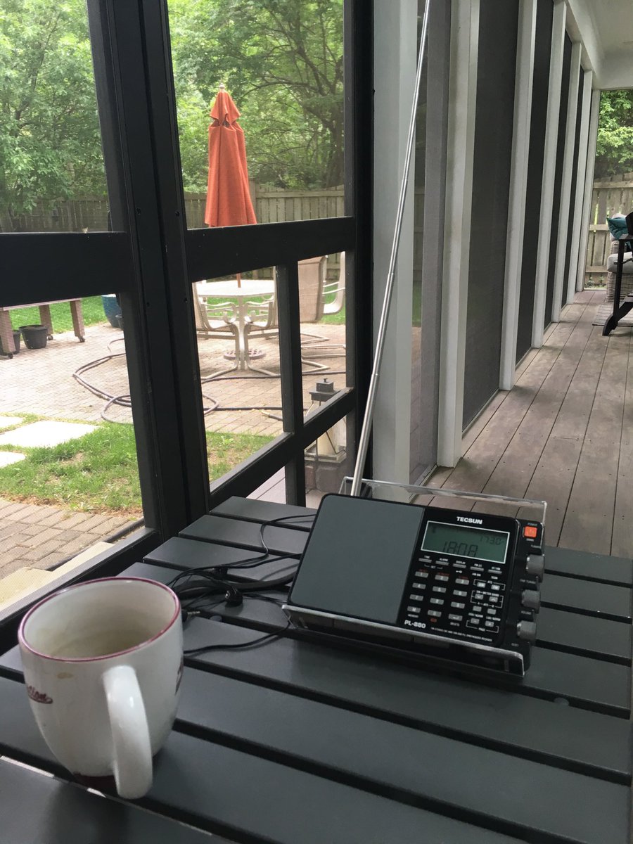 KF8JBB's tweet image. A good day = reading, writing, and radio. #hamradio #cwmode #tecsun #shortwave #swlistening