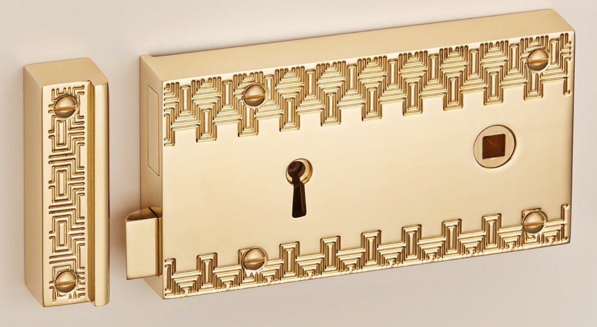 TheQualityLock_'s tweet photo. Introducing the NEW Aztec Rim Lock, part of the Décor Collection of 6 striking designs. 
Taking inspiration from ancient #Aztec &amp; Mesoamerican style &amp; iconography to bring to life this beautiful lock https://t.co/htCW8vJxwa 
@Croft_Hardware  #RimLock #design #Britishmade https://t.co/nvcILgioes
