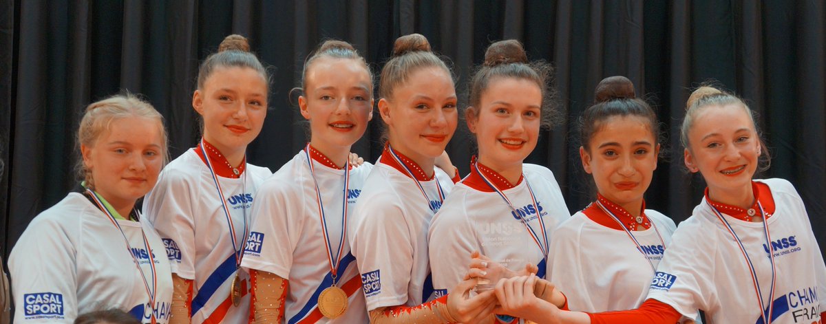 VARSLM's tweet photo. Mille bravos à l'équipe Excellence du collège Rimbaud de Villeneuve d'Ascq, championne de France UNSS 2018 !!! Plusieurs gyms sont aussi au #VARSLM
Félicitations à Caroline Brun entraineure de la section.
Vive la GR ! Vive le sport scolaire #UNSS ! https://t.co/4BZZOWdzuf