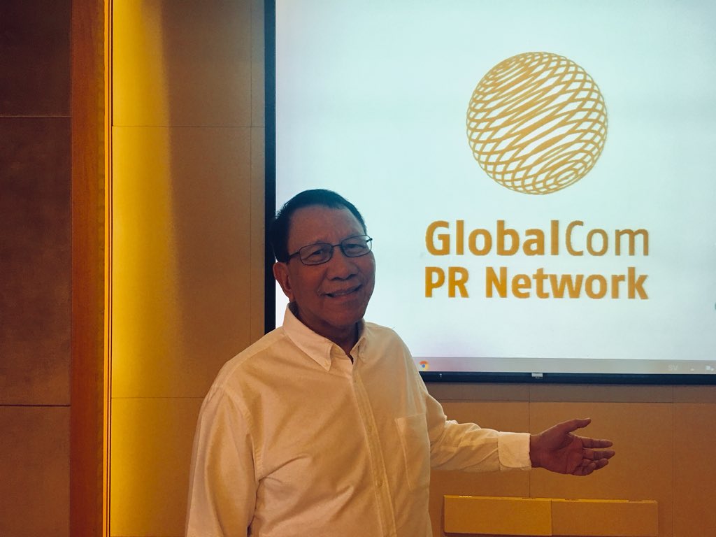 GlobalComPR's tweet photo. The crisis of #credibility - Social Media risks in #APAC presented by @FuentesManila at the global PR meeting in Beijing #GCPR2018 https://t.co/MQtqDW22kq