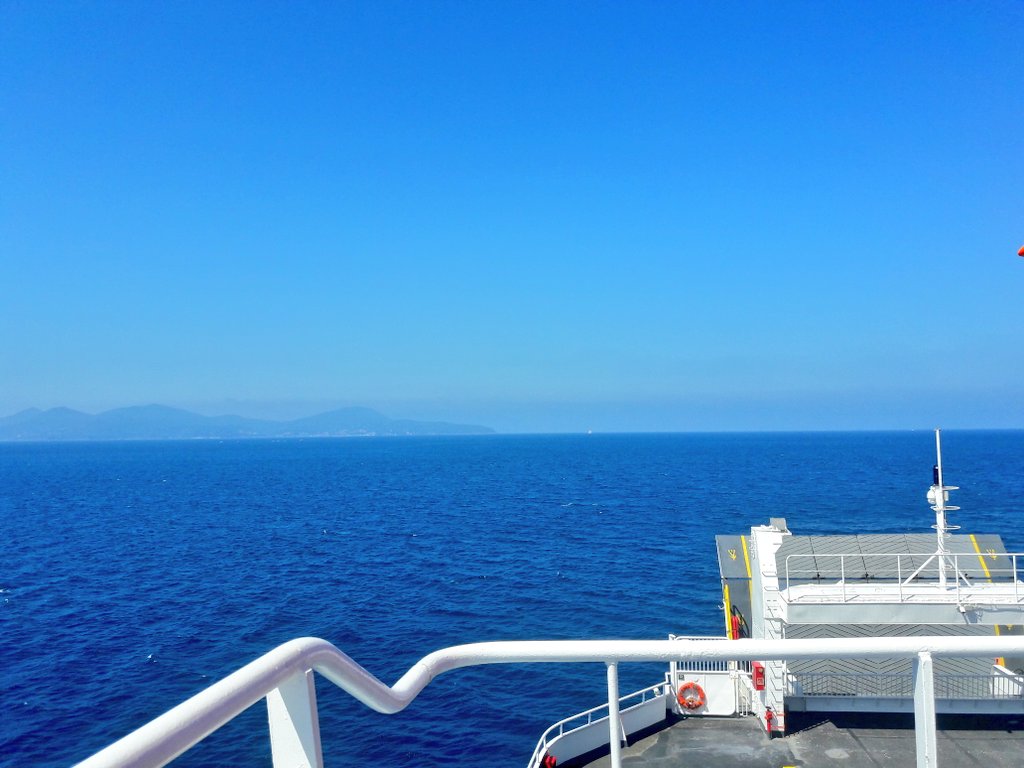 Destinazione Porto Azzurro 💙 #PortoAzzurrodascoprire
#isoladelbaapp #visitportoazzurro #isoladelba #elba #discoverelba #blunavy