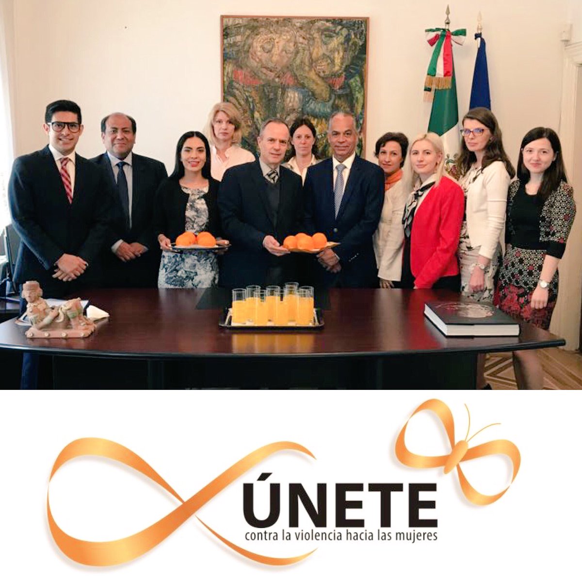 EmbaMexRum's tweet photo. En #DíaNaranja Pte #ComPolExt @Mx_Diputados @VictorGiorgana y Dip #RubíCardoso se suman a esfuerzo @EmbaMexRum p/prevención y erradicación de violencia #Mujeres #NuncaMás #IgualdadDeGénero #OrangeWave https://t.co/UfKHbecNfl