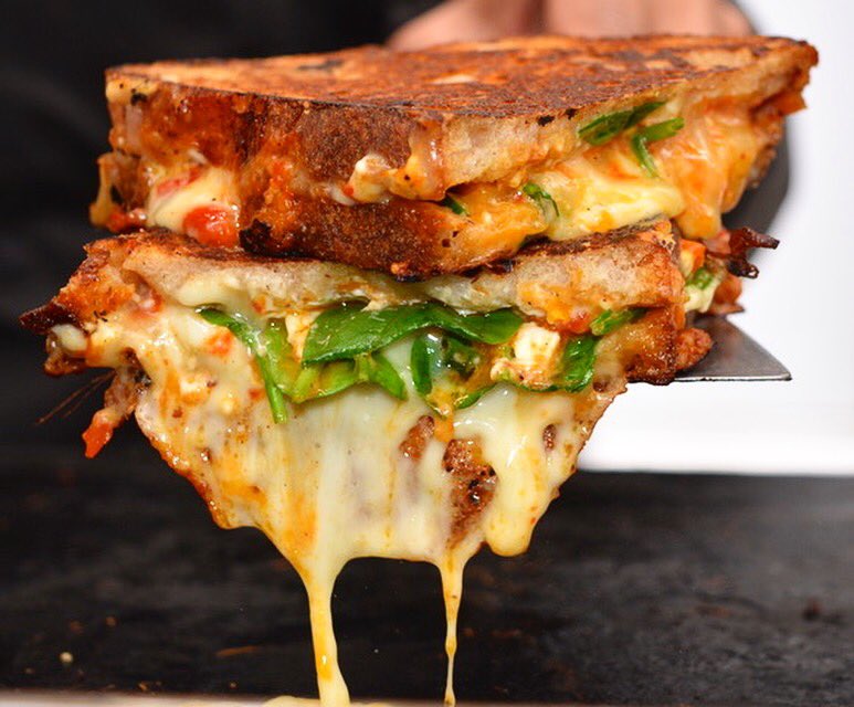 LAST DAY for Red Pepper Pesto - a roasted pepper, smoked paprika, hazelnut, parmesan pesto (💥), cream cheese, spinach, crispy bacon 🥓 (opt), cheese blend. Leather Lane 12-2pm xoxo