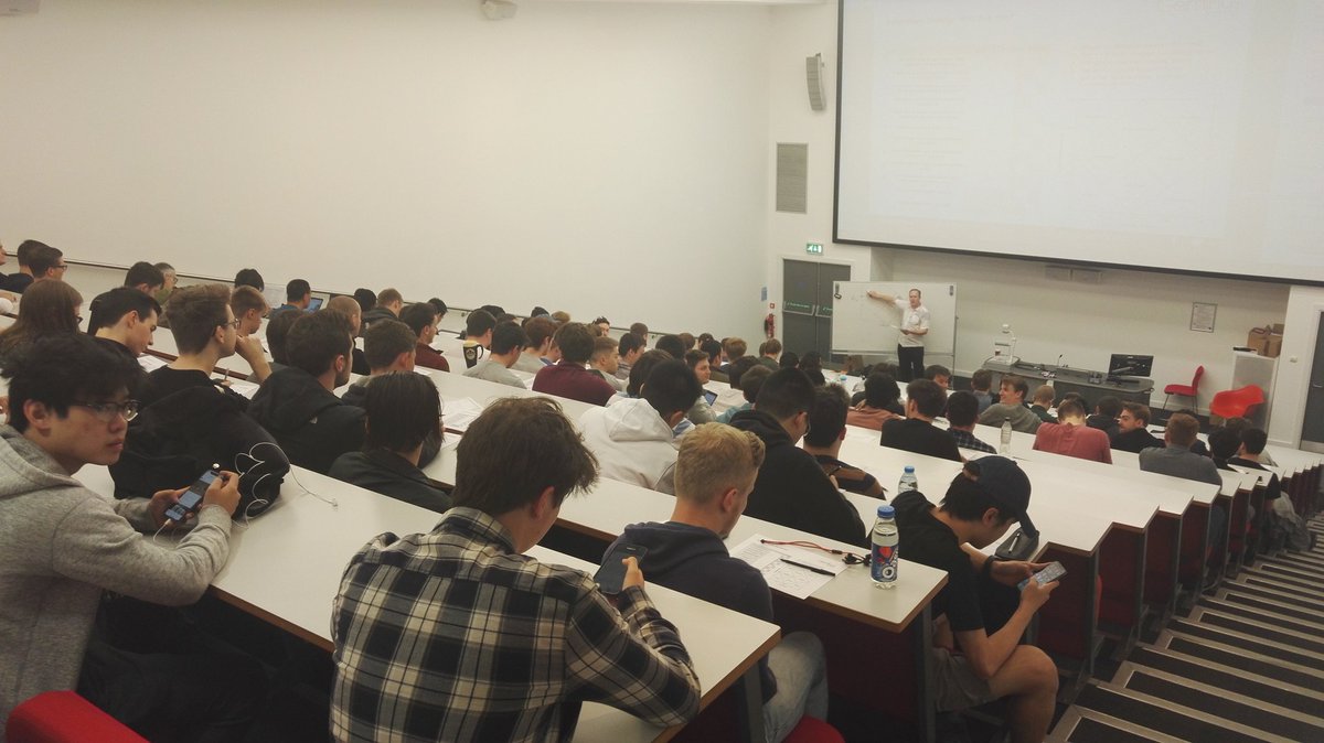 AllanEWRennie's tweet photo. Great to have Richard from @GeminusTraining presenting to my @LancsUniEng 2nd Year Engineering Business Development module this morning, and giving an insight to his own experiences. #innovation #creativity #studententerprise #startup https://t.co/yVbvhMjXQU