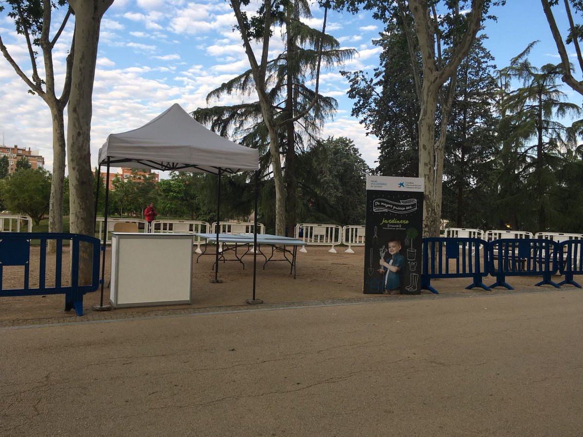 PaladarEventos's tweet photo. El pasado 19 de Mayo @FundlaCaixa  celebraba en Madrid el día del Voluntario con mobiliario y material de Paladar Eventos. Os dejamos con todos los detalles del evento.
https://t.co/vAF1qCzj2c https://t.co/3WYqIeOCXH