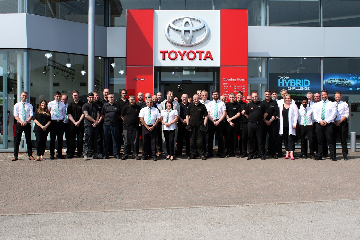 BurrowsToyota's tweet photo. Here is our #Sheffield team photo - say cheese everyone! From new and used vehicle sales to MOTs to Accident Repair and genuine parts and accessories we are here to help you.
📸 - #BurrowsSnaps https://t.co/sOUzu0b8N4