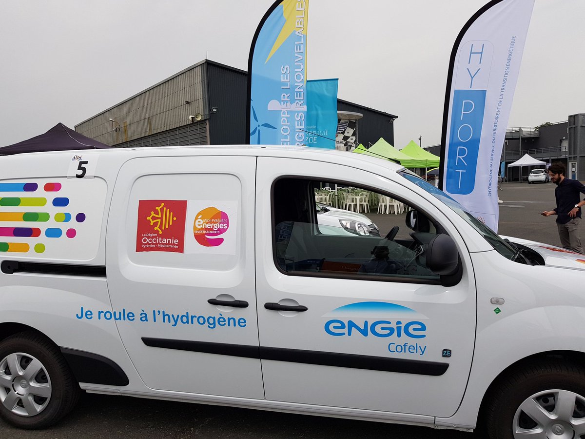 AREC_Production's tweet photo. En direct de l'Albi Eco Race ! #hydrogene #h2 @ENGIE_CofelyFR #REPOS @Occitanie #AREC https://t.co/r62Q7zlnre