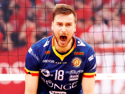VeroVolley's tweet photo. 🖋️ UFFICIALE: Paul Buchegger è un nuovo giocatore del #GiGroupTeam 🤝
Potenza, energia ed efficacia al servizio della squadra 😎 Paul ritrova @santiorduna al palleggio dopo la vincente stagione alla @roburcosta Ravenna 🏆
➡️ https://t.co/qjspxba84e
#VeroVolley #innAmorati https://t.co/IQE0CHDFnp