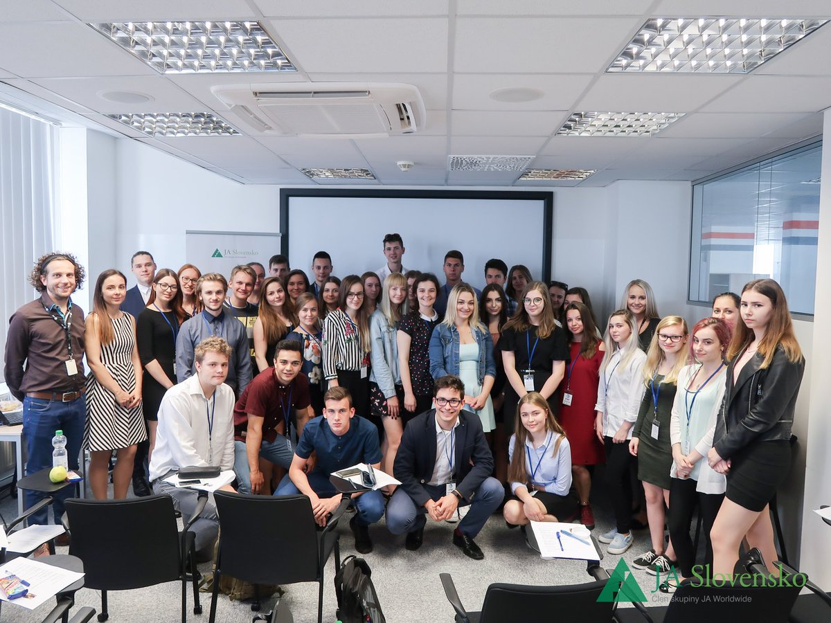 JA_Slovensko's tweet photo. How to write the best CV or how to get ready for the interview ... these were the topics of the previous Career Day workshop with @ATT .
Thank you all! #JAslovakia #ATTimpact #Aspire #Slovakia #CareerDay https://t.co/dya3QvQxjY