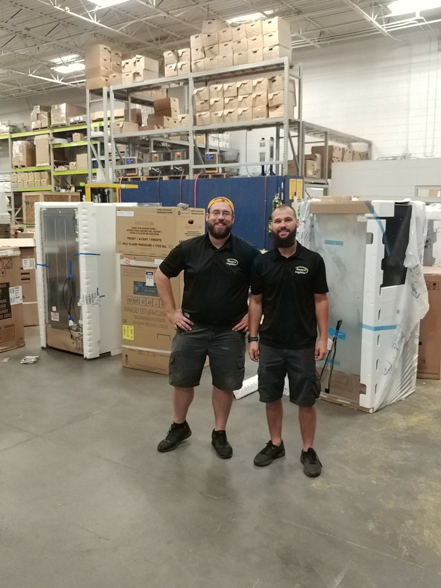 7Kingsport's tweet image. Michael and Jessie delivering the Memorial Day Savings!