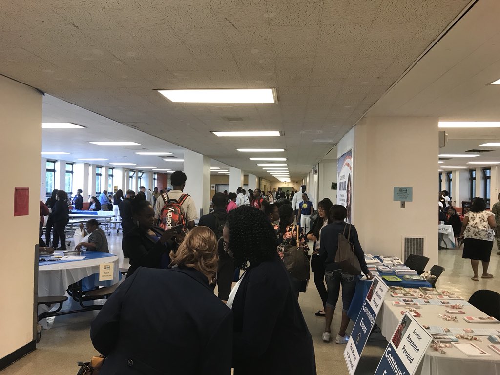 ACE_HS_Brooklyn's tweet photo. South shore campus partnered with  
Assembly woman Jaime Williams and Senator Roxanne Persuad last night at our second annual job fair where over 300 people attended!!! Working together as a campus to Provide opportunities for our students, parents and community members! https://t.co/SLFwNemkOY