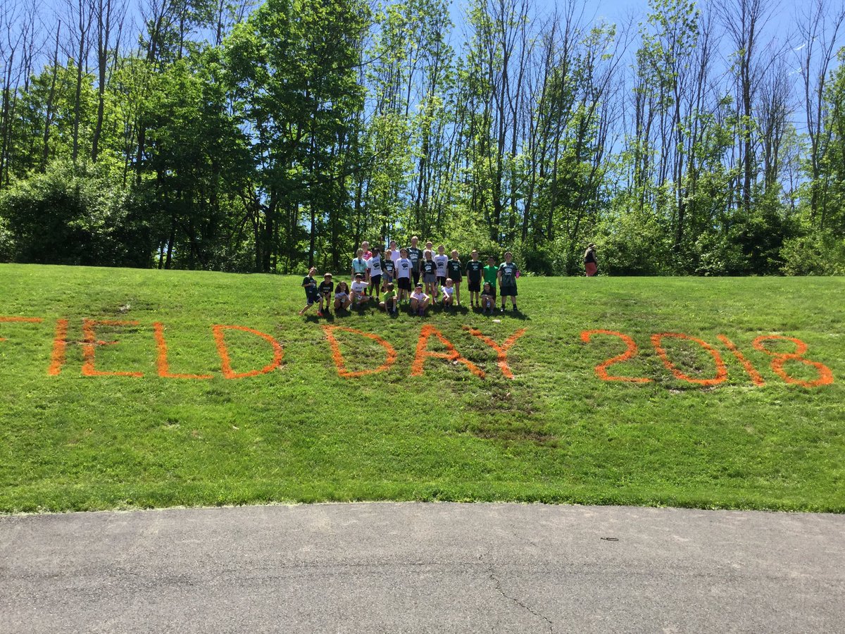 Couldn’t have asked for a more beautiful day for Field Day this year! <a href="/ButlerelemPE/">Becky Engart</a> did an amazing job organizing this day and teaching the kids about sportsmanship! <a href="/CBButlerElem/">Butler Elementary</a> #Grade3Kauffman