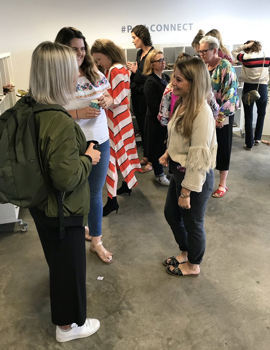 pushprlondon's tweet photo. Showroom full of wonder women, a #SaltWaterSandals sample sale and express pedis courtesy of @the_walnut_club #PushCONNECTxm2m 🌈 https://t.co/rebG5xsWKk