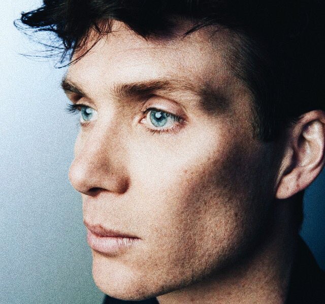 Happy birthday to this MAN, the one and only Cillian Murphy         