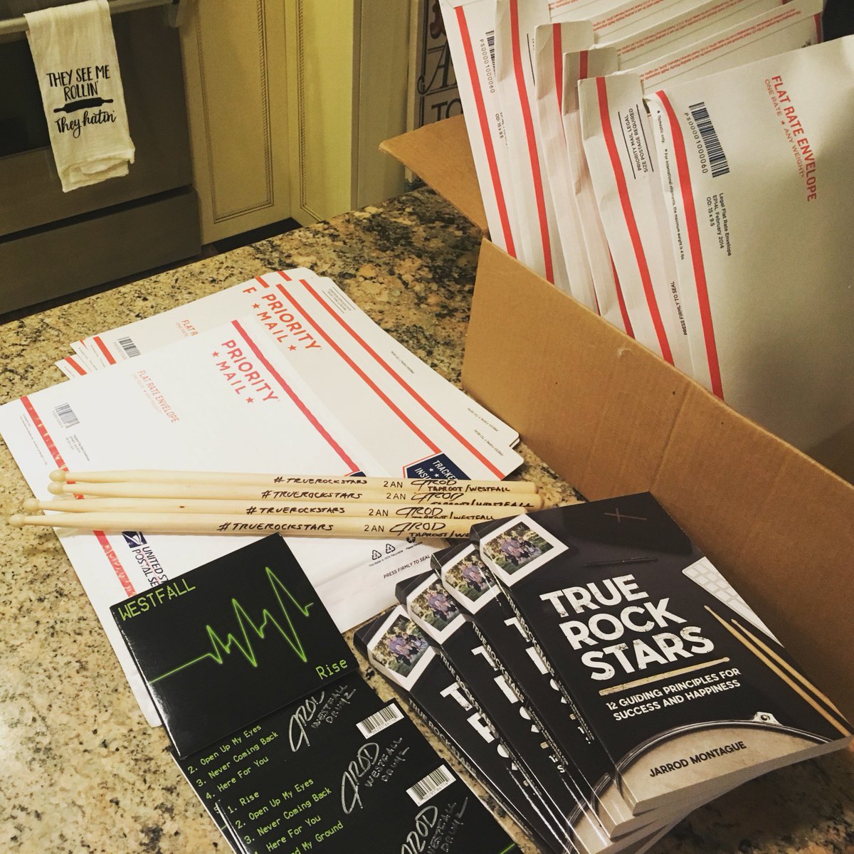 Father’s Day is June 17! The one word most frequently used to describe my “True Rockstars” book is “inspiring”.  We dads need inspiration to be good employees, friends, significant others &amp; great fathers!

Order for only $19.99 for the dad in your life! 

squareup.com/store/truerock…