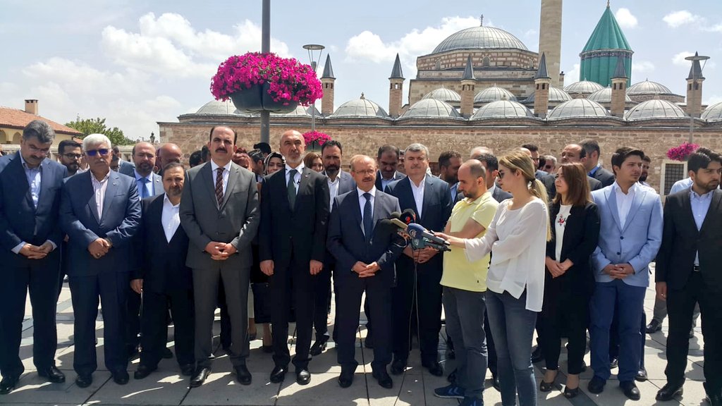 muhdergenel's tweet photo. #MUHDER olarak AK Parti Konya İl Teşkilatı'nın Mevlana Meydanın'da düzenlemiş olduğu aday tanıtım toplantısına katıldık.
24 Haziran Genel seçimlerine parti teşkilatı "Vakit Türkiye Vakti" sloganıyla çıkıyor. https://t.co/RfLRSJeonF