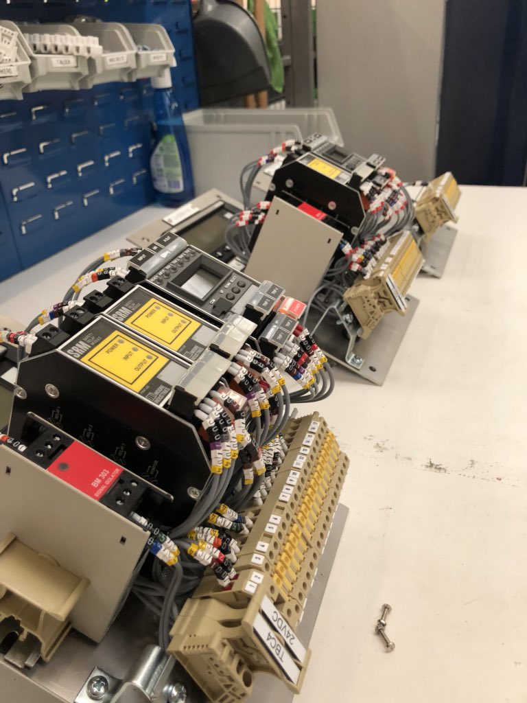 DelkiaLtd's tweet photo. This mornings factory acceptance tests (FAT) went well.  Another satisfied customer! #automation #controlsystems #poweroptimisation https://t.co/hvDUZFuTOC
