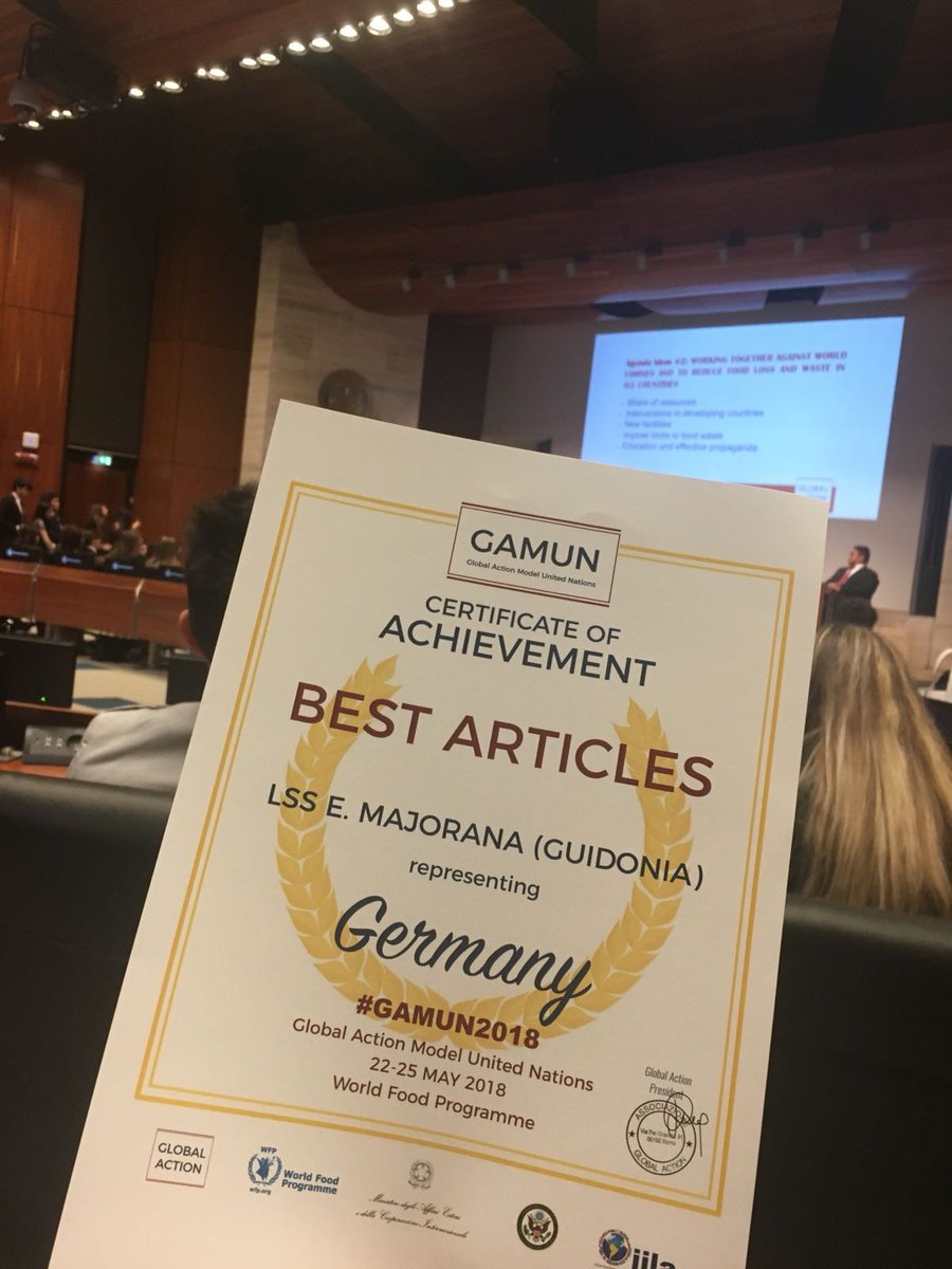 2018_gamun's tweet photo. complimenti ai nostri giornalisti e traduttori che hanno ottenuto l'attestato per i "BEST ARTICLES"🇩🇪
#GAMUN #GLOBALACTION #diplomacyeducation #WFP @globalactionita https://t.co/L5kyxmAGVT