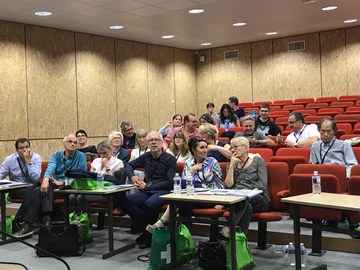 chosson76000's tweet image. #APPEX AG on continue avec la présentation des actions pédagogiques des filières officinales des facs. Nombreuses idées à partager 👏👏👏