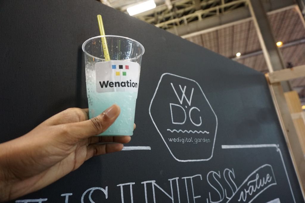 #Icebreaker 🍧 <a href="/WeDigitalGarden/">The Digital Garden</a>’s mission is to join it’s clients in the structuring of their #innovation journey and #project #development, from the initial blank slate to first income. This, within six months or less. 🌒 #ASlushForWeDigitalGarden #WeAreWenation