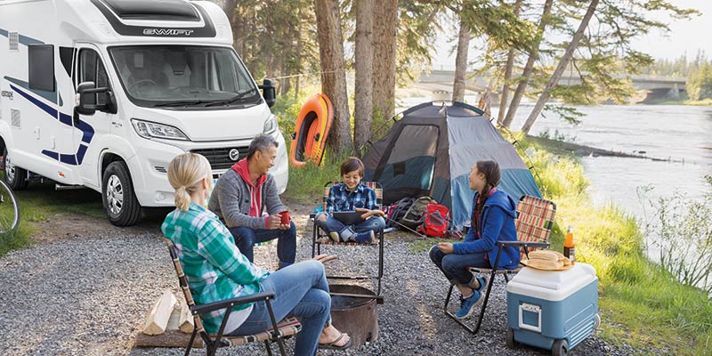 ESCAPE DOWN TO SHMCC THIS BANK HOLIDAY 
BANK HOLIDAY WEEKEND HOURS 
Saturday -10:00 - 17:00 
Sunday   - 12:00 - 16:00 
Monday -  10:00 - 16:00