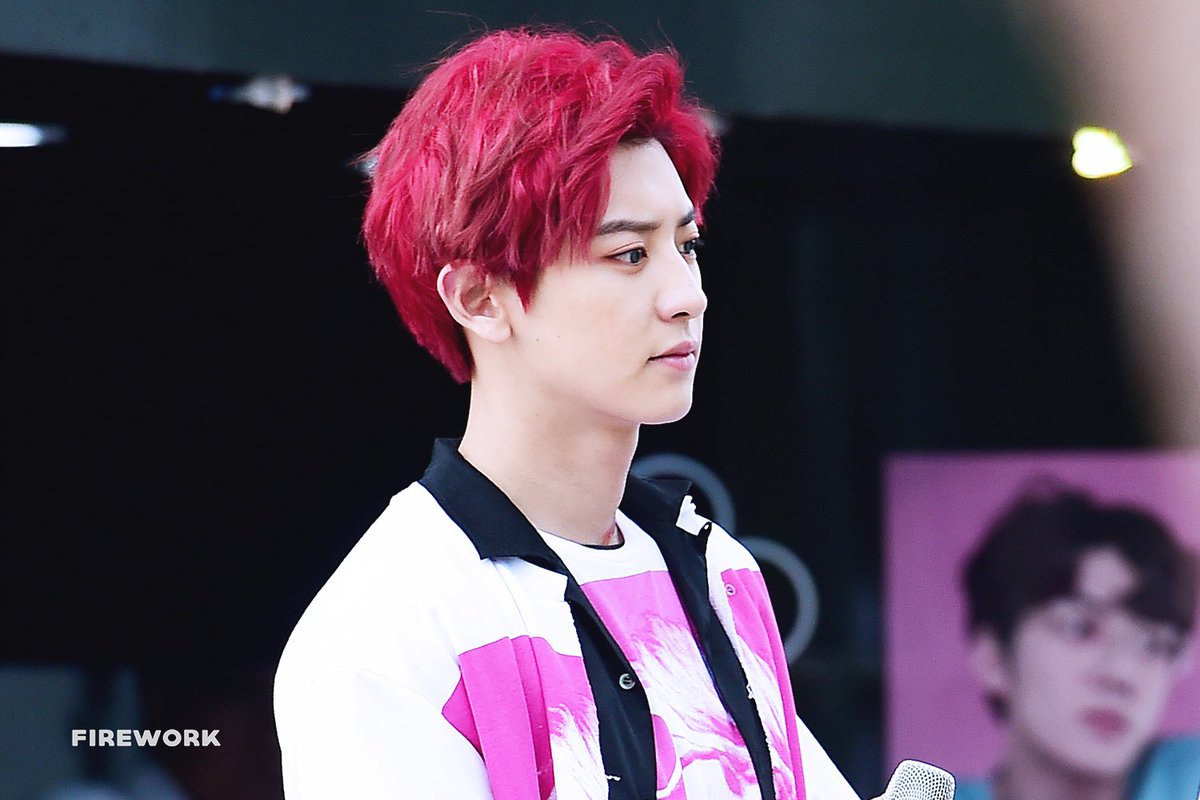 KingLoeyPics's tweet photo. ❤ #PremiosMTVMiaw #MTVLAFANEXOL #MTVBRKPOPEXO @weareoneEXO ❤ https://t.co/cbfIB88lob
