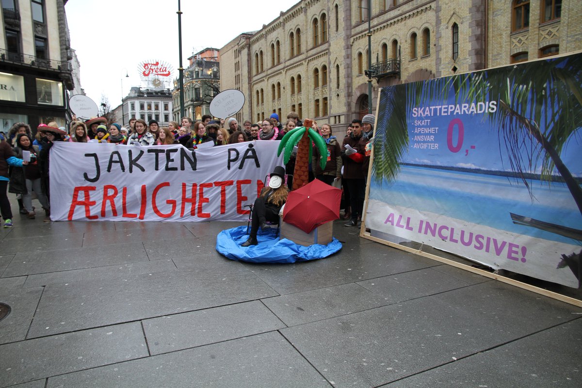 ChangemakerNor's tweet photo. Hurra! Finansminister @Siv_Jensen_FrP sier at Regjeringen vil få på plass et OFFENTLIG eierskapsregister. Takk til @kariekas for godt spørsmål. Vi gleder oss til å se resultatet og krysser fingrene for at det er rett rundt hjørnet #oppdatere #Skatt2_0
https://t.co/RKvajluqd0 https://t.co/BwBXPztVXE