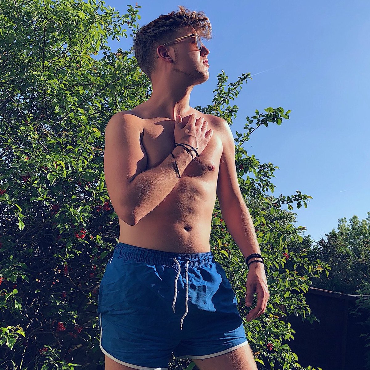 HotFamousLads's tweet photo. Our FAVOURITE fit twinks right now 😍😜

@SammyLClay @ConorMacintyre1 @MiichaelKing https://t.co/twcRcGVKrT