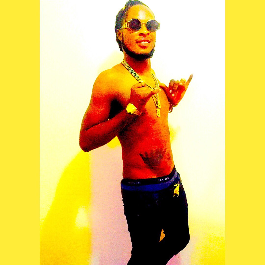 REALSKBOSS's tweet photo. NEWSKOOL HIPHOP KING 👑 ... POINT ME ANODA INDEPENDENT TREAT DOING DES WID NO DEAL 🇳🇬🇬🇭🇺🇸??? ,NO DM's SEND EMAILS OFFERS/FEATURES TO skbossmusicmanagement@yahoo.com #NEWSKOOLHIPHOPKING #LOH #STW #WONER #HUMBLE https://t.co/2753yp3vrm