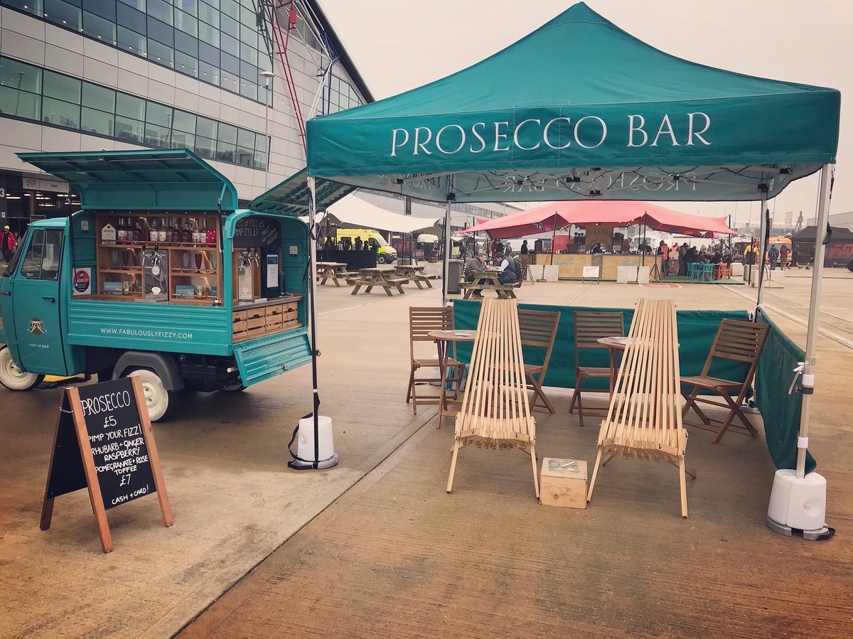 FabulouslyFizzy's tweet photo. Thanks to @InstantShelters for getting our lovely new gazebo printed and delivered in time for Speedmachine2018 @SilverstoneUK #Prosecco 🥂🥂🥂🥂🥂 https://t.co/oLjPVOhmZX