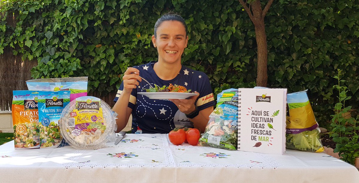 mueveteestilo's tweet photo. Además de hacer ejercicio con estilo nos sumamos a las ensaladas verdes de Florette 🥗🥗🥗🥗 
Recetas de vegetales en "EL HUERTO DE FLORETTE". Showcookings gratuitos en el Mercado Barceló (Madrid) los días 25 y 26 de mayo de 10:00 a 19:00. 🔝🔝🔝
#elhuertodelsabor #saborflorette https://t.co/KGIPyErPQO