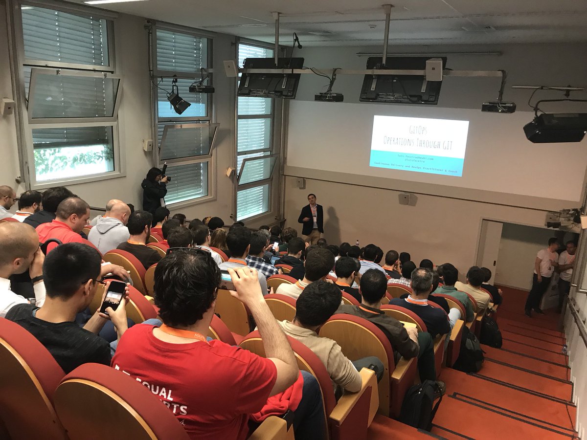 EdPiairo's tweet image. Now GitOps with Luís Faceira #devops #agilept