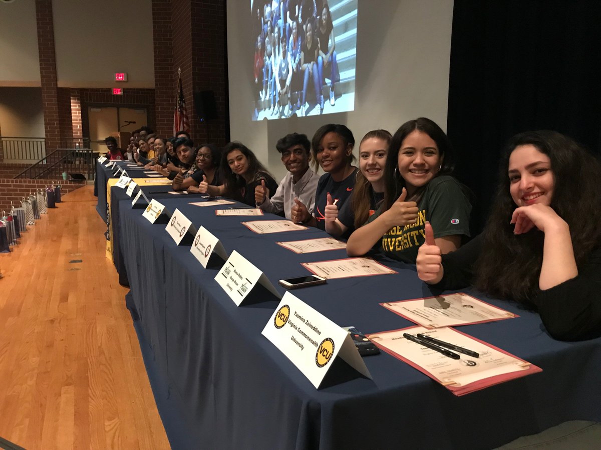 MBKLibrary's tweet photo. IB Signing Day at MBK!! https://t.co/wJtqZRyeNI