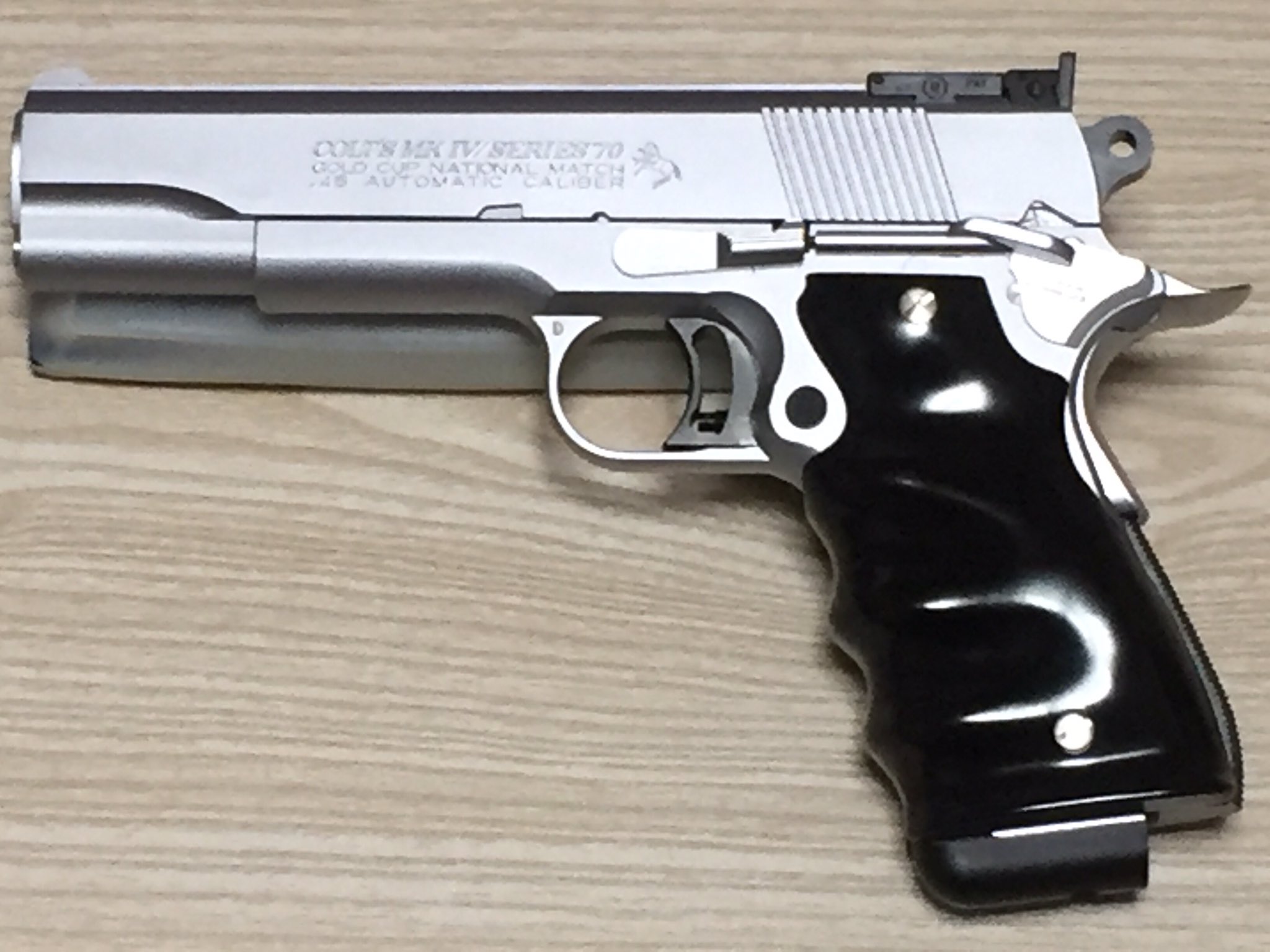 美品】マキタ 電動ハンマ 8900S-マギーのドレス ベイシティ刑事 世良