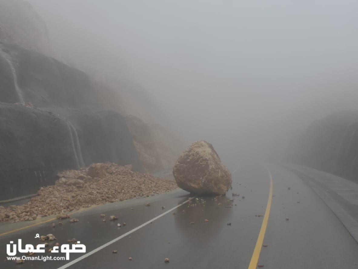omanlight1's tweet photo. طريق الشويمية-حاسك

#ميكونو
#مكونو
#Mukono https://t.co/nLtVPQaRGo