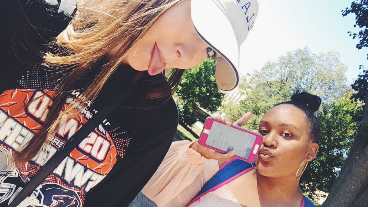 marissa_maltese's tweet photo. Itβs the wifey for the lifeyβs Birthdayπππ Thanks so much for being such an amazing BFF!! Ily so much and canβt wait to finish college with you by my sideπ enjoy being legal!! #18af @jessicatakiyah https://t.co/sNXcO5225V