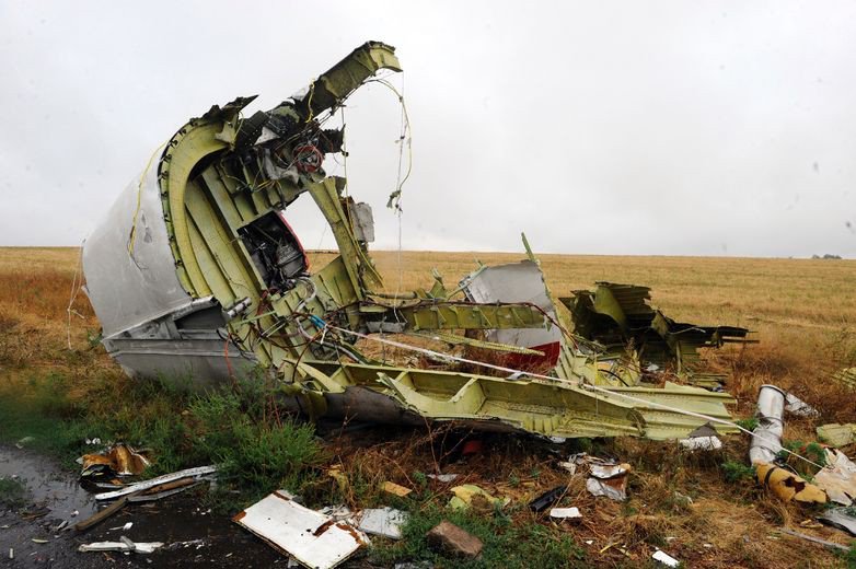 laprovence's tweet photo. #VolMH17 : l'Otan demande à la #Russie de reconnaître sa responsabilité, Moscou dénonce des "spéculations" https://t.co/eApfjwEWtA #monde https://t.co/bZqIBCrngk