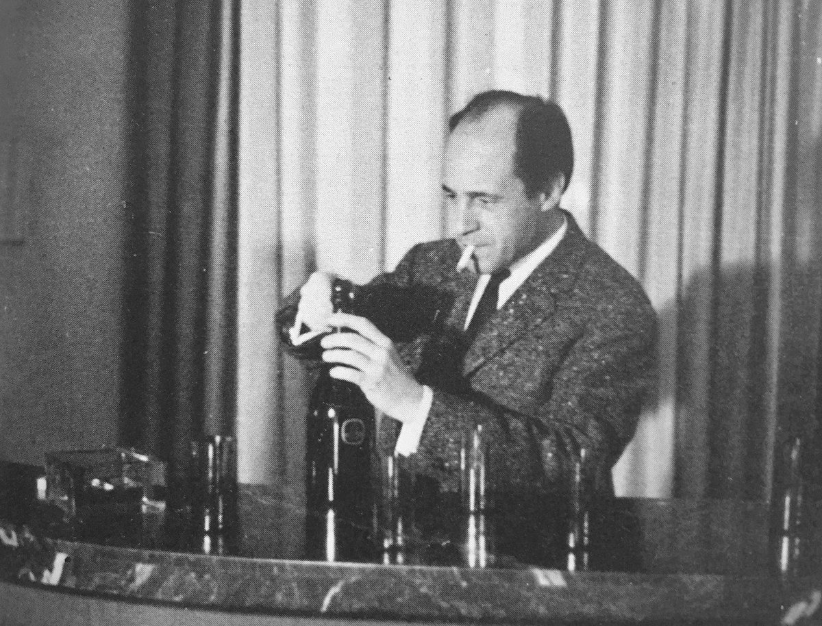 KRAAK is hiring an artistic assistant / press and communication manager (V/X/M - 60%)!

Application deadline: 22nd of June. Your chances increase if you find the typo in the vacancy description.

bit.ly/2J4gZ2R