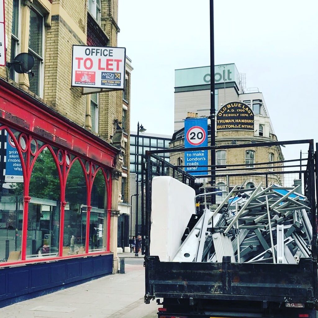 A quick load of scrap 👍🏽♻️🚛✅ #scrap #stirlingackroyd #metal #heavy #heavyweight #copper #aliminium #iron #steel #coppercable #estateagent #grafters #hardwork #businessgrowth #followers #follow4follow #support #blackandwhite #blackandwhitebusiness #teamwasterus #letsgetit