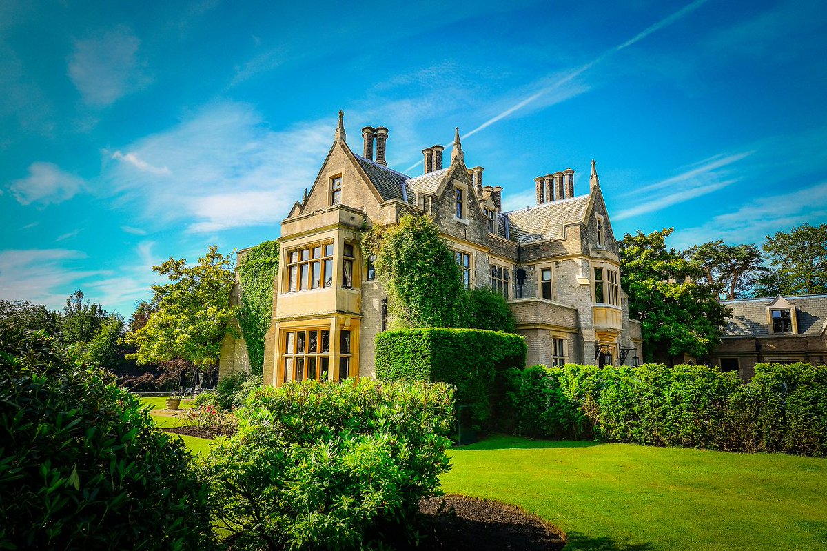 FoxhillsCollectionHR tweet media