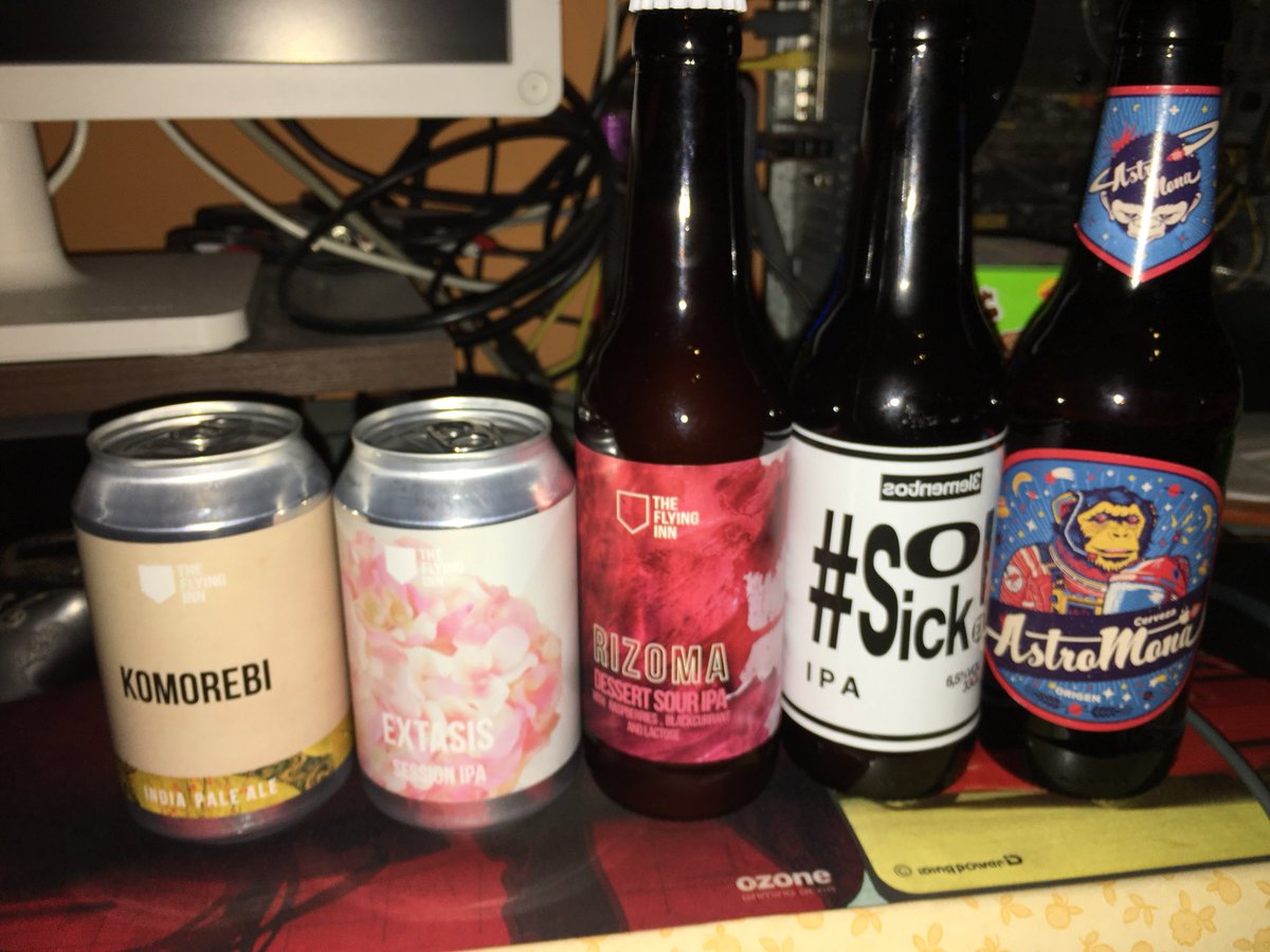Para Vitoria 5 cervezas que llevo a mis amig@s de <a href="/QueensBeer/">Queen's Beer</a>  novedades de <a href="/flying_inn/">flying_inn</a>  , <a href="/3ElementosBrew/">3Elementos</a> <a href="/astromona/">Cervezas AstroMona</a>  , espero que les guste , como ami jeje 😊🍻